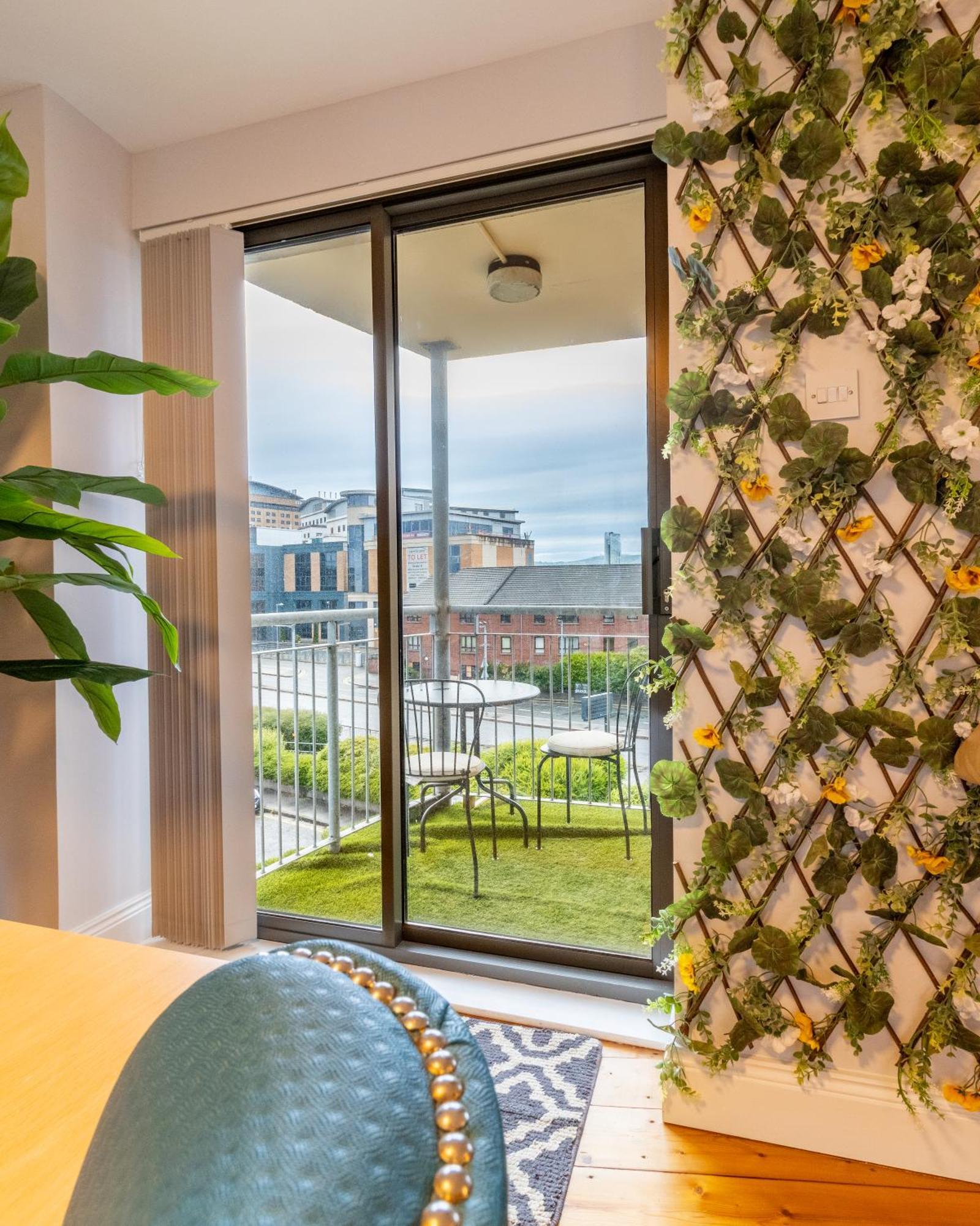 Belfast Quarters- Riverside ภายนอก รูปภาพ